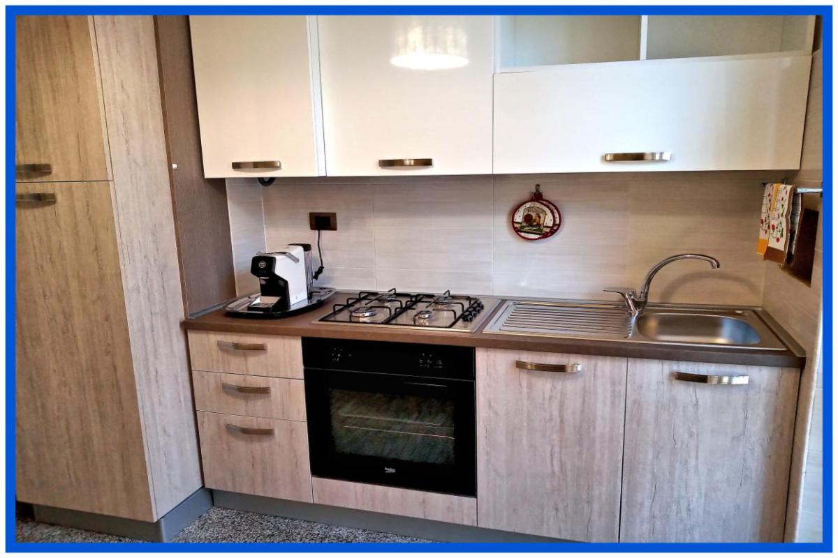 La Casa Di Anna A Due Passi Dal Mare... E Non Solo Apartman Vado Ligure Kültér fotó